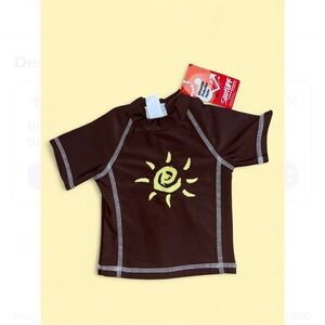Flap Happy Kids UV 50 NWT Sun Graphic Rash Guard Swim Short Sleeve Top Size 2